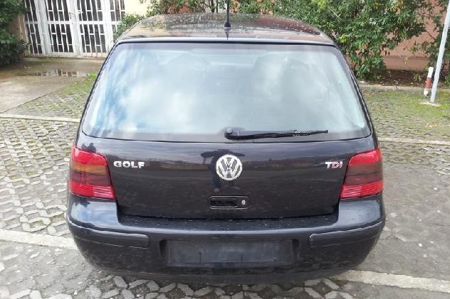 Volkswagen---Golf-4-T-di-