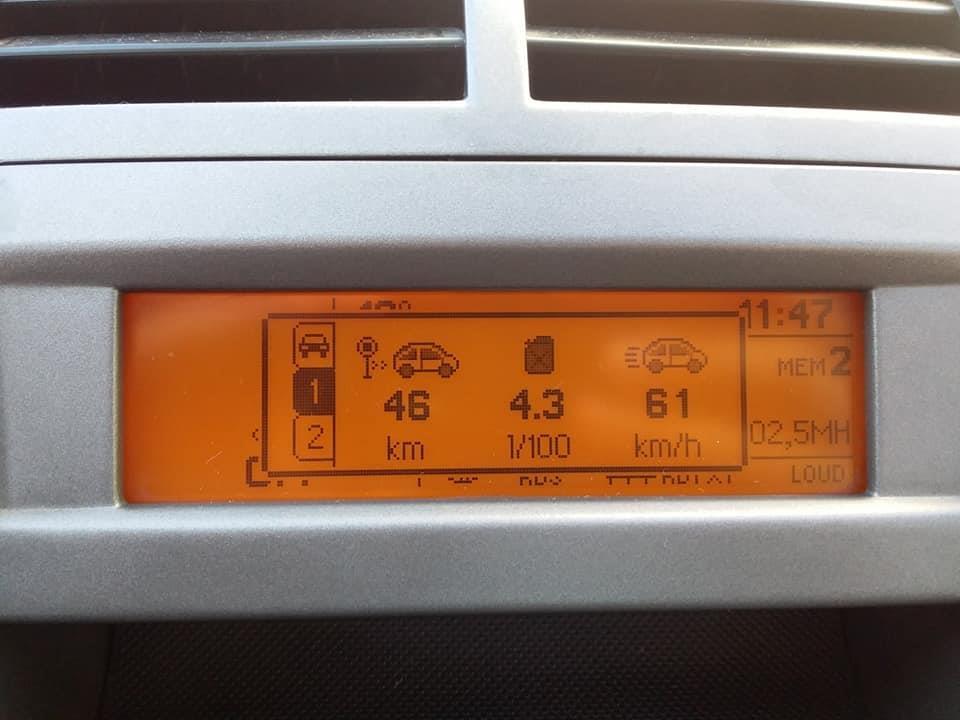 Peugeot-407