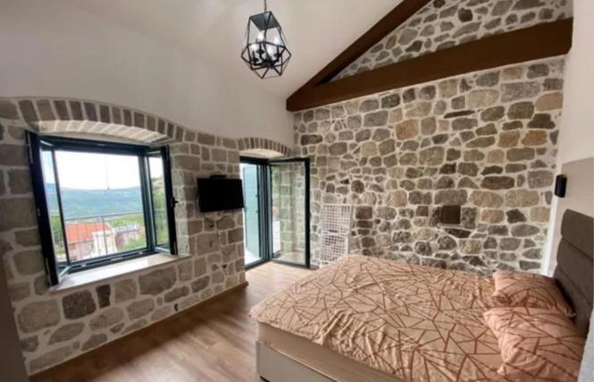 Kuća za izdavanje Nalježići (Kotor)