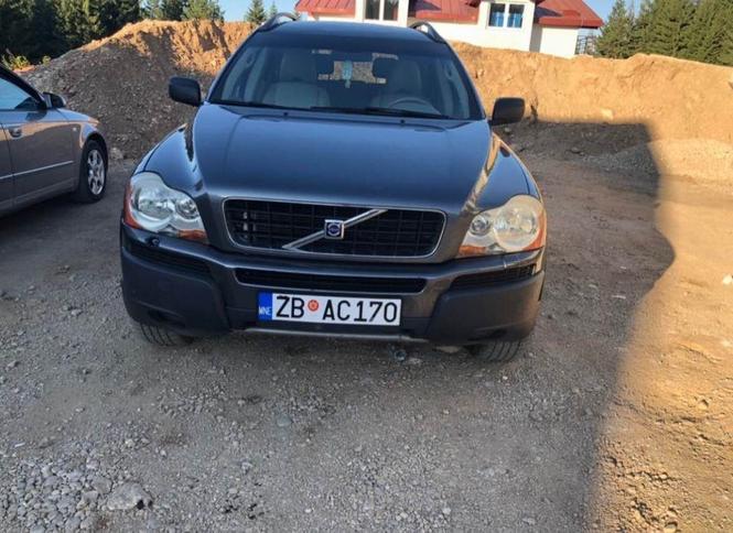 HITNO! Zainteresovani nek pozovu 
Volvo xc 90 2,4 2006 136 k