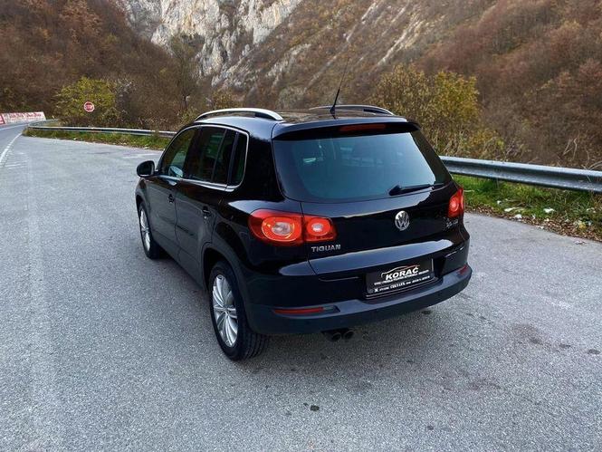 WV Tiguan 2.0tdi Komonrejl DSG 4x4 Fabricko stanje !