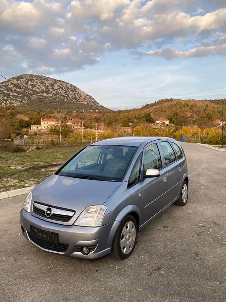 --PRODAJE-SE-OPEL-MERIVA