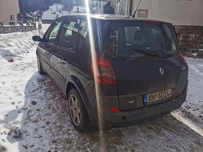 Reno senik 19 88 kw 2005god