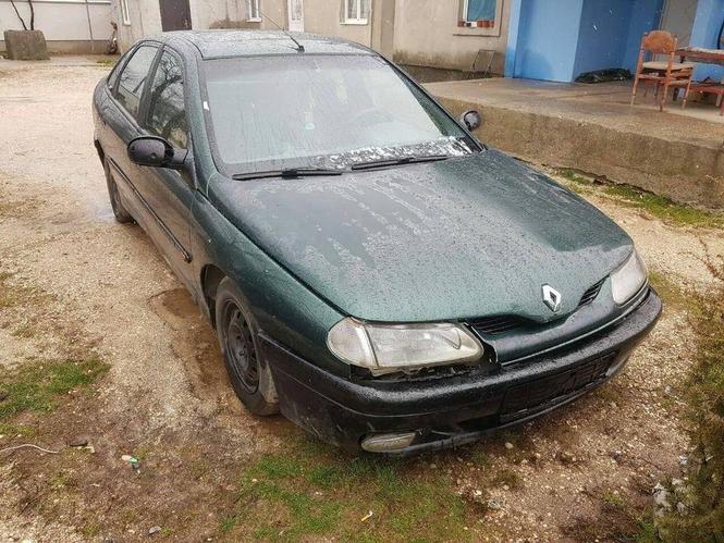 Prodavam renov lagunu 2.2 suvi dizeel