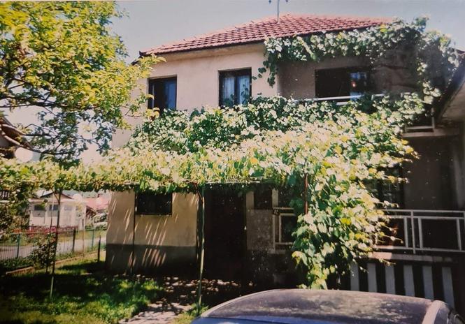 Na prodaju kuća 146m2, Berane, Šaćina bara