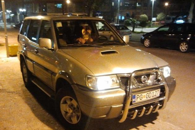 Nissan---Terrano-II-tdi