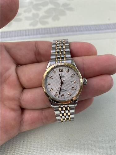 tudor originalni zenski sat