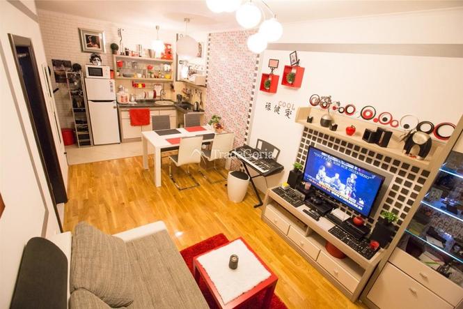 Prodaje se apartman (40m2) u Budvi sa jednom spava