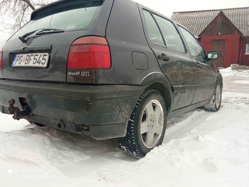 GOLF-3-2-0-8V-GTI-BENZ-PLIN