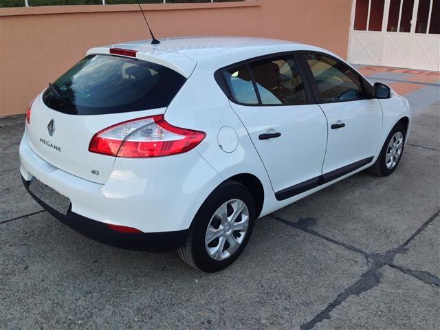 Renault Megane 1.5 dci -10