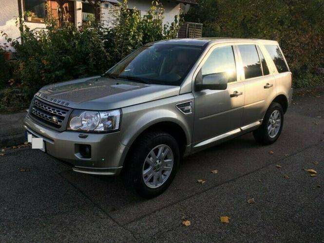 LAND ROVER 