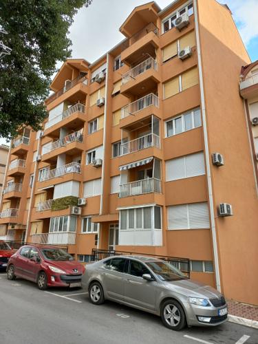 Stan na dan Tivat Centar
