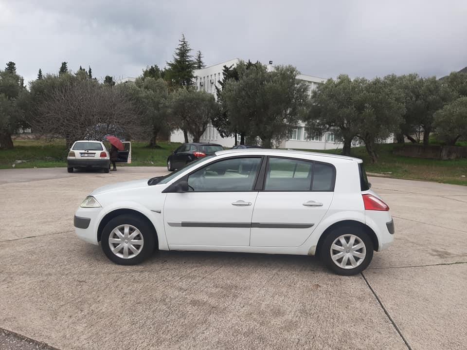RENAULT-MEGANE-1-5-74KW