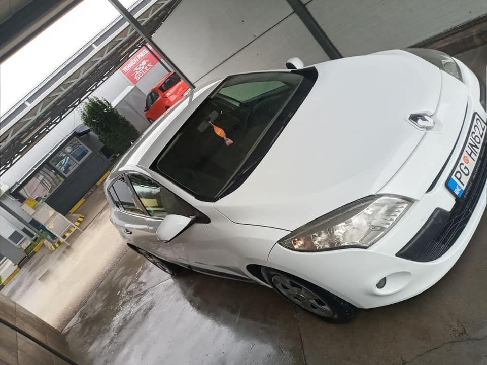 Megan-2012g-1500dci-66kv