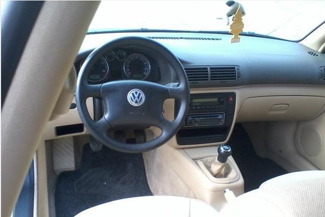 VW-Passat-TDI--DI--crveno--05