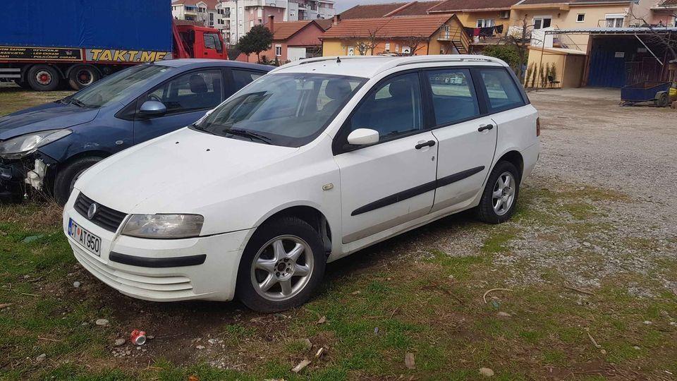 Fiat-Stilo-1-9-jtd-2005god--Istekla-registracija--Nove-gume-
