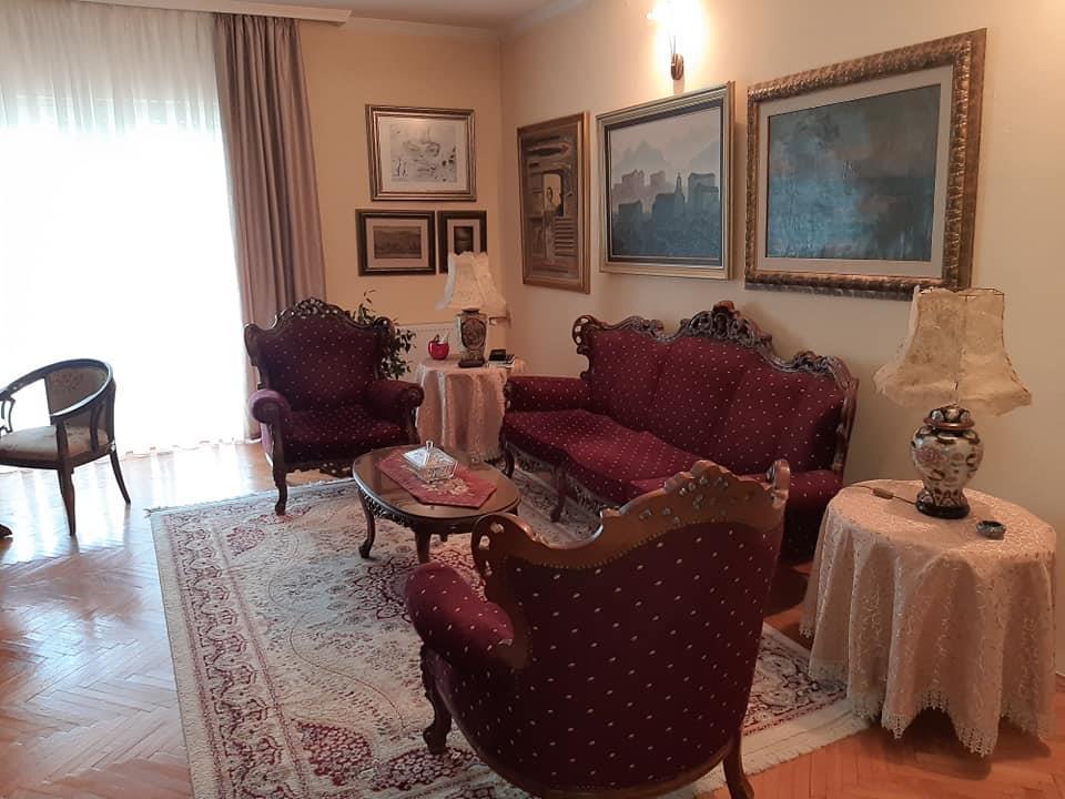 Izdajem-trosoban-stan-u-Podgorici