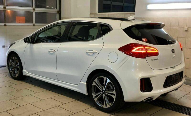 KIA-CEED-1-6-CRDI-GT-