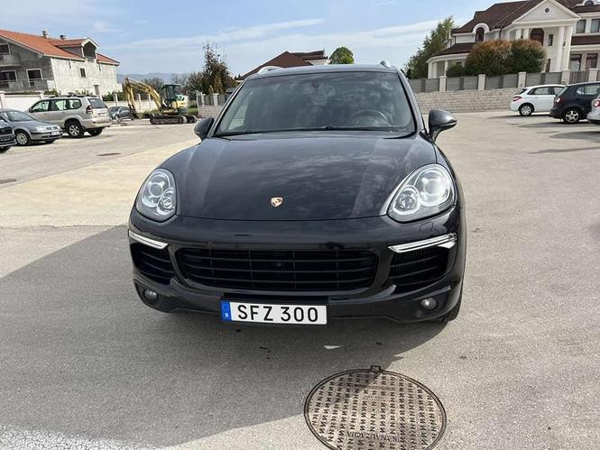 Porsche Cayenne