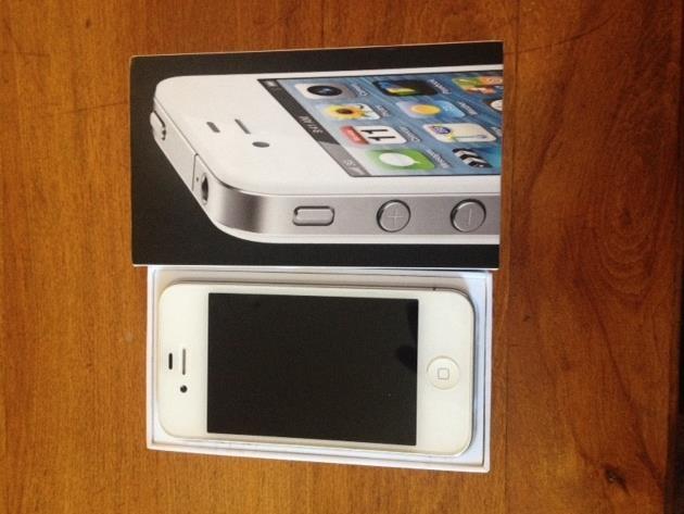 Apple iPhone 4