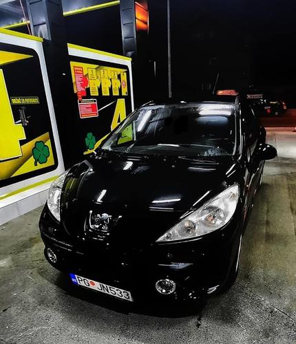 Peugeot 207 1.4 Vti