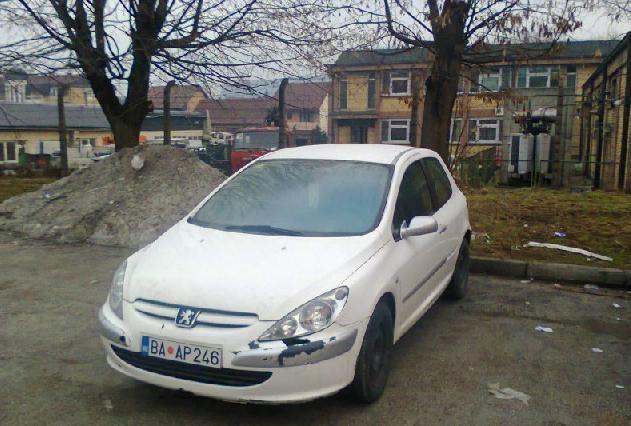 Peugeot - 307