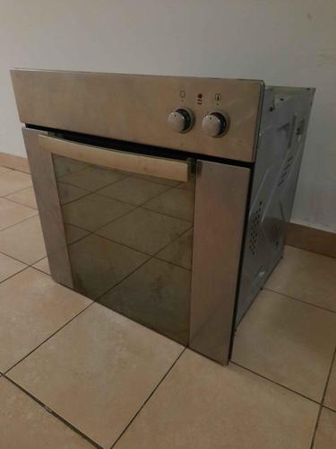 Ugradna rerna Gorenje