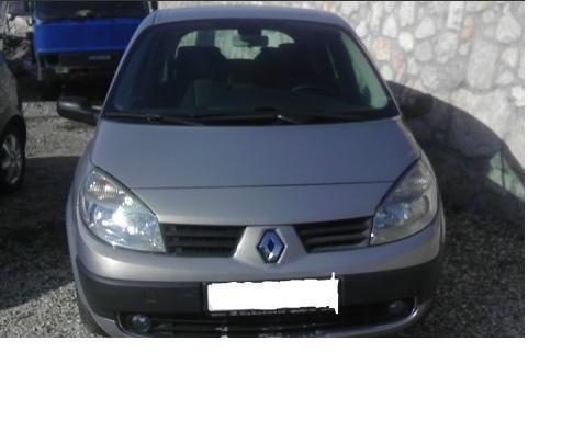 Renault Grand Scenic DCI -05