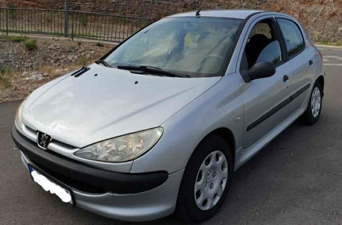 Auto