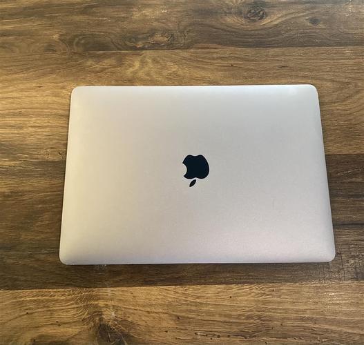 MACBOOK PRO 2016