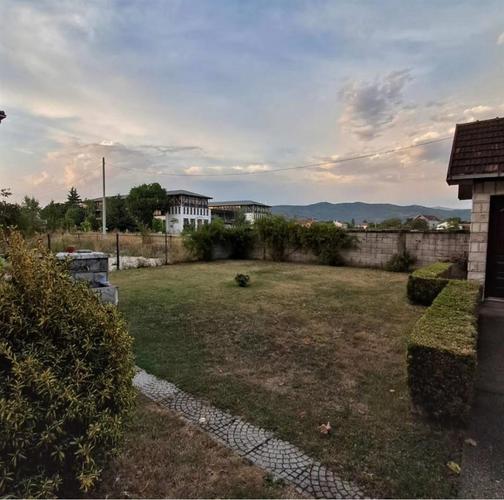 PRODAJA!!!Kuca površine 236m2 u Rastocima,Niksic