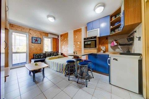 STUDIO APARTMAN