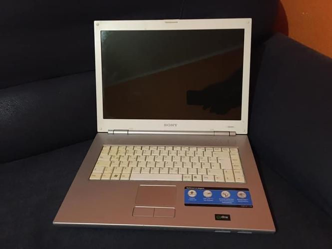 Lap Top