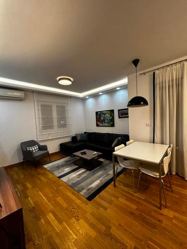 Izdavanje jednosoban stan City kvart