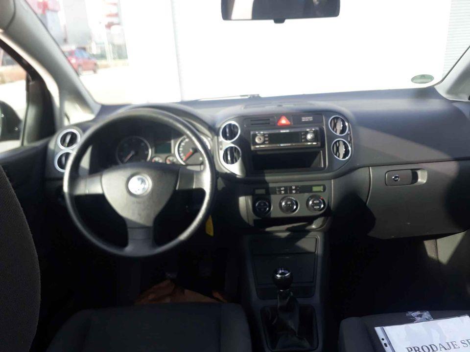 Golf5-+1-9tdi-77kw-2005god