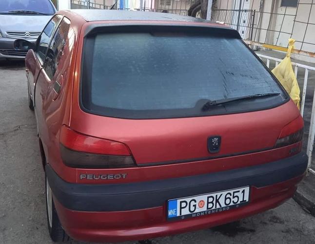 Pežo 306