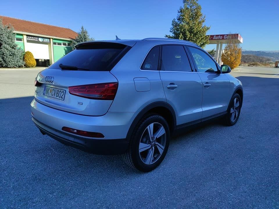 AUDI-Q3