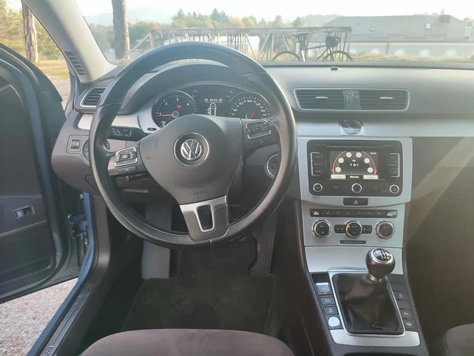 Passat-karavan-2-0-tdi-103kw-2012g--------
