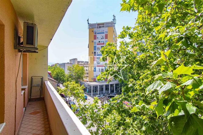Dvosoban stan 60m2, Centar – Izdavanje