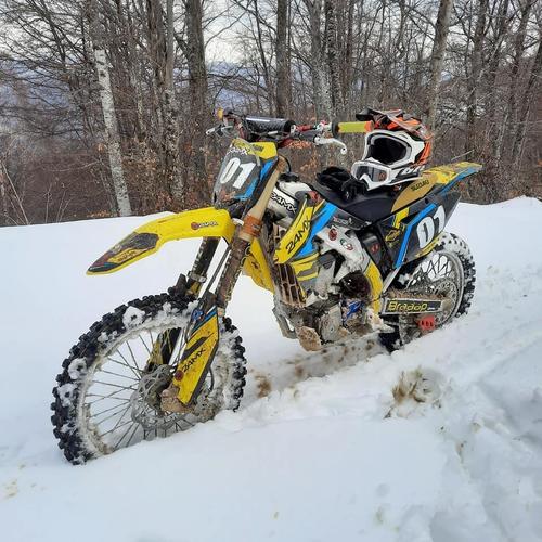 Suzuki RMZ 450 2013