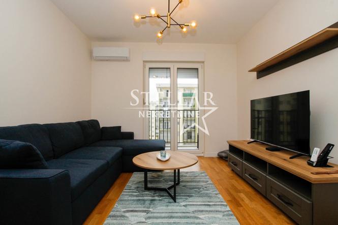 Izdavanje, jednosoban stan, 42m², Tuški Put, Podgorica
