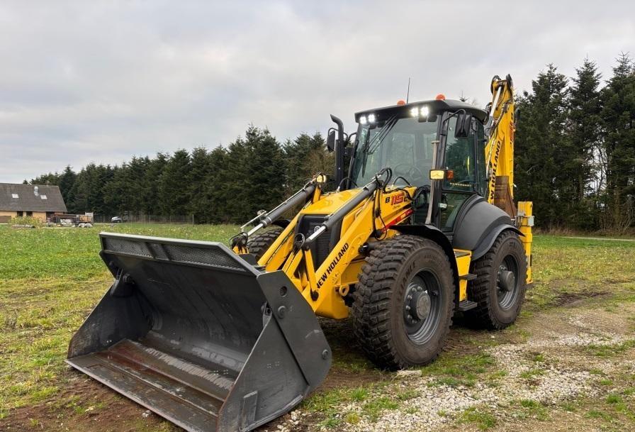 2020-Rovokopač-New-Holland-B115C