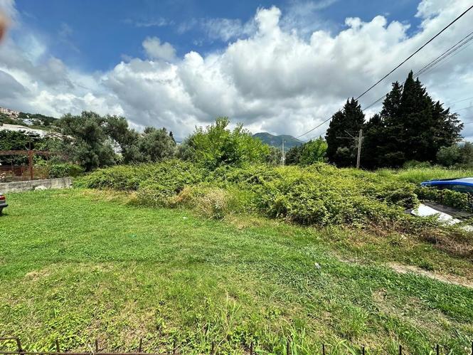Prodaje se plac u Baru 310m2
