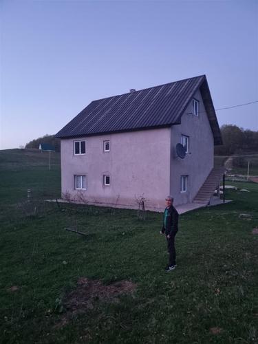 Kuca/ Vikendica 220m2 u blizini Zabljaka