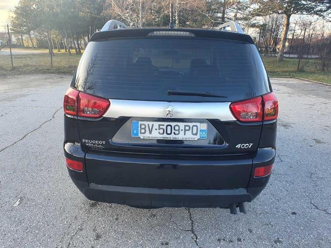 Peugeot 4007 2.2 hdi 2008god