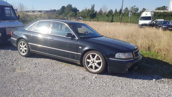 Audi A8 4.2 benzin 220kw, 1999god. restajling, kupljen na li