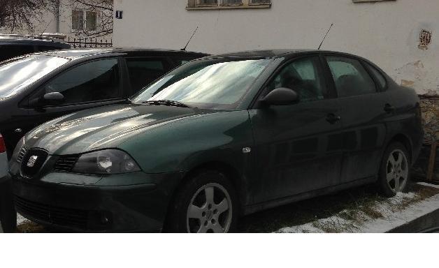 Seat  Cordoba 16v -04