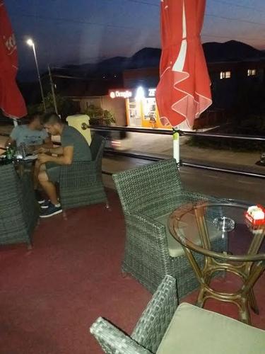 Potrebne radnice,  Crna Gora