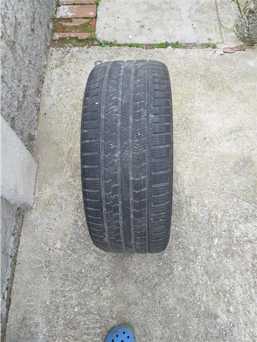 VREDSTEIN 225-40-18