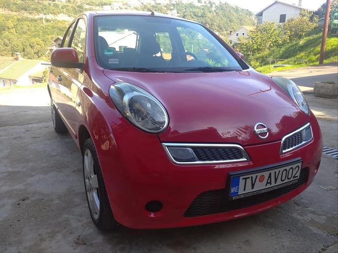 Prodajem Nisan Mikru 1.5d